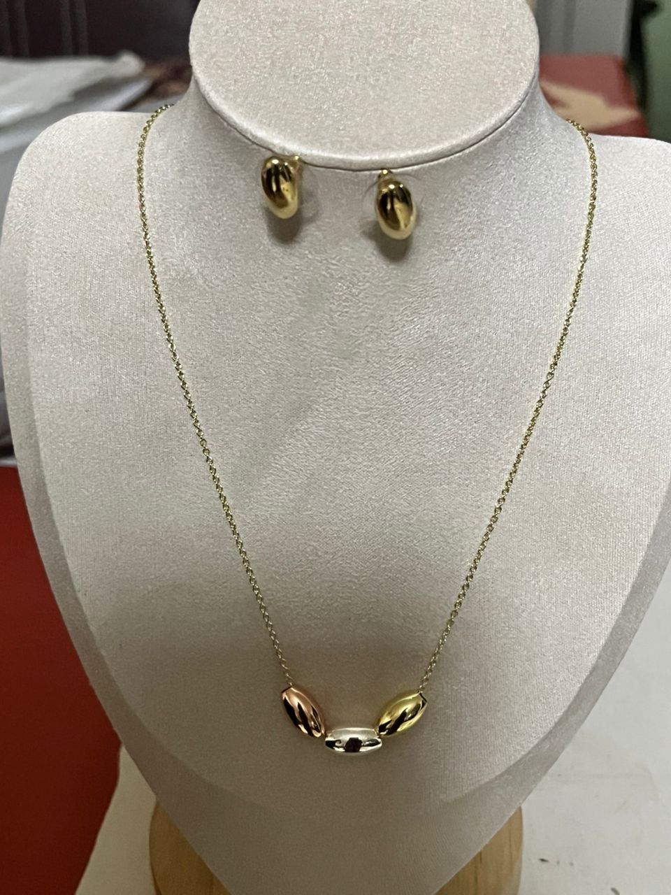 chaine et boucles d'oreilles, Tawfeex Market, Tawfeex, ecommerce, senegal, market